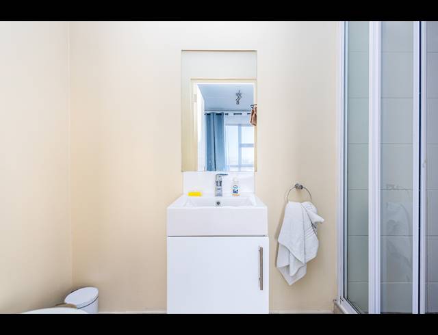 2 BEDROOM APARTMENT TO LET IN MILNERTON CENTRAL